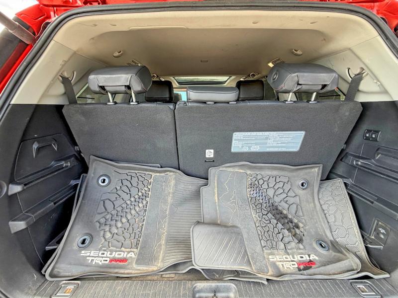 Photo 13 from auction – 2023 TOYOTA SEQUOIA with VIN 7SVAAABA1PX011240