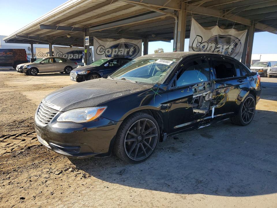 CHRYSLER 200 2012 con VIN 1C3CCBAB3CN129877 - Foto de la subasta