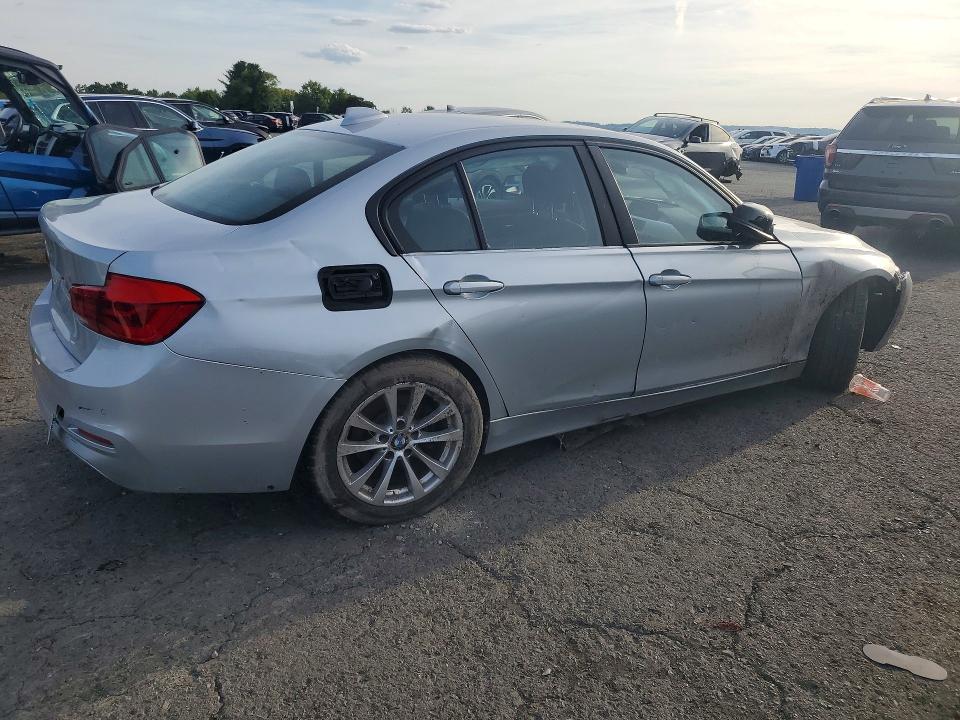 Photo 3 from auction – 2017 BMW 320 with VIN WBA8E5G31HNU44811