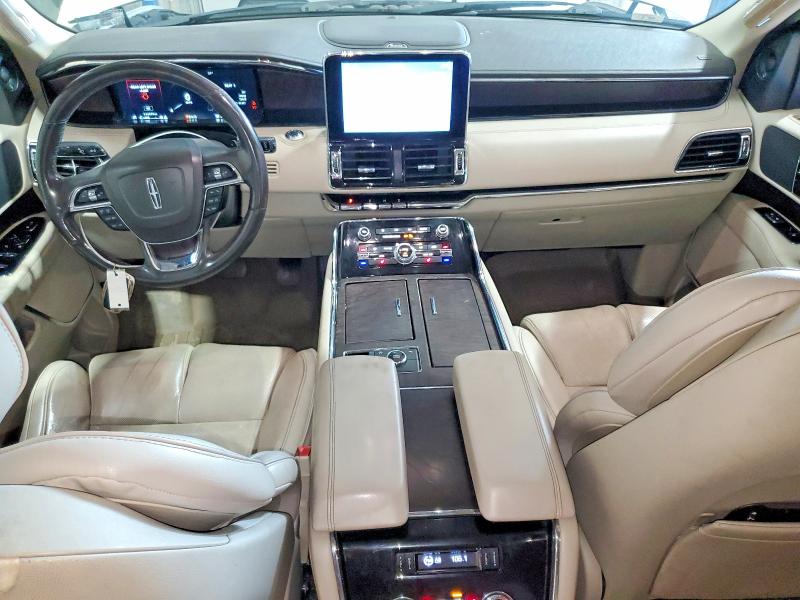 Photo 8 from auction – 2018 LINCOLN NAVIGATOR with VIN 5LMJJ2NT6JEL01059
