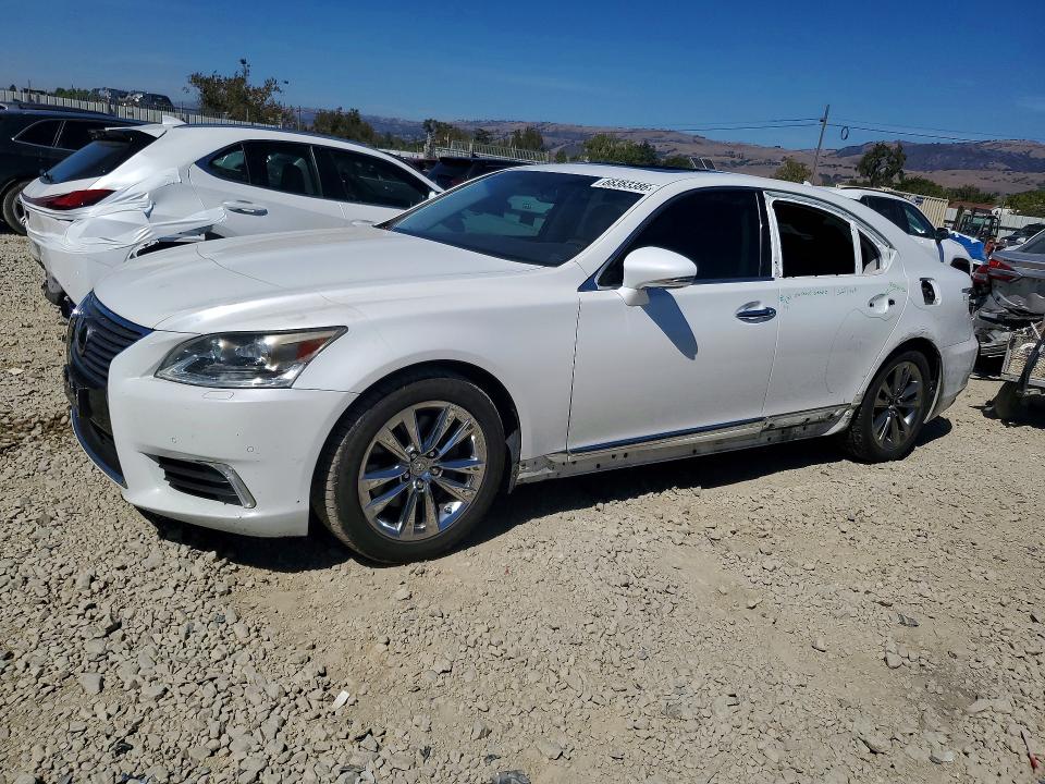 LEXUS LS 2013 with VIN JTHBL5EF7D5118841 - Photo from auction