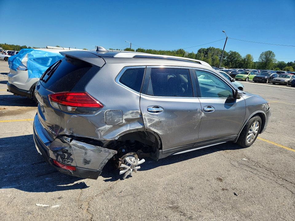 Снимка 3 от търг – 2017 NISSAN ROGUE с VIN JN8AT2MV3HW285481