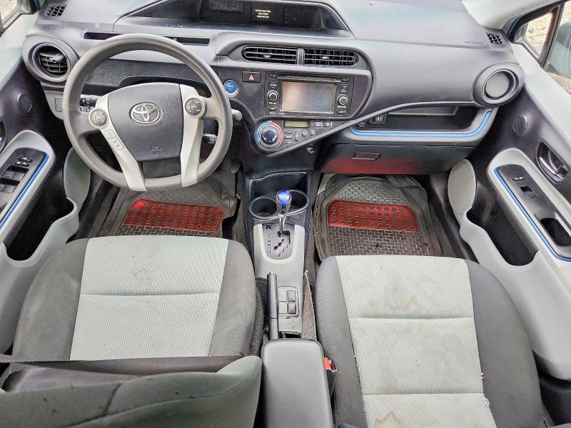 Zdjęcie 8 z aukcji – 2013 TOYOTA PRIUS C z VIN JTDKDTB37D1035494