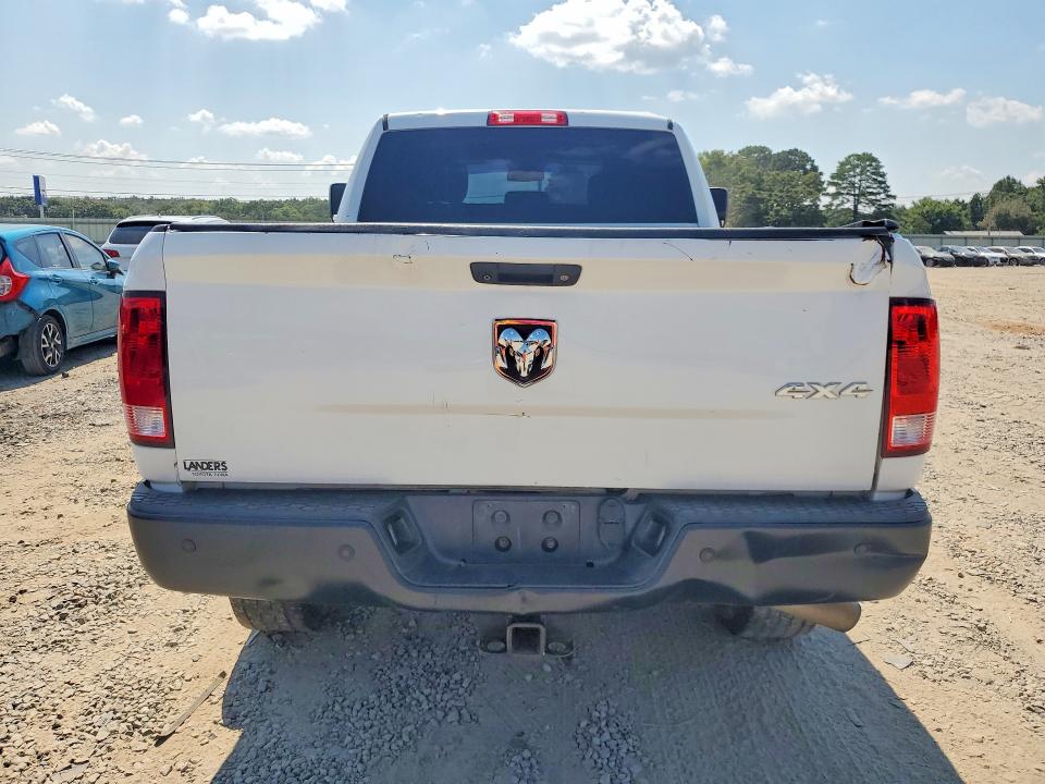 Photo 6 from auction – 2016 RAM 2500 with VIN 3C6UR5CJ5GG106529