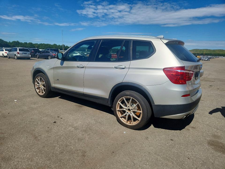 Zdjęcie 2 z aukcji – 2013 BMW X3 z VIN 5UXWX9C59D0A22636