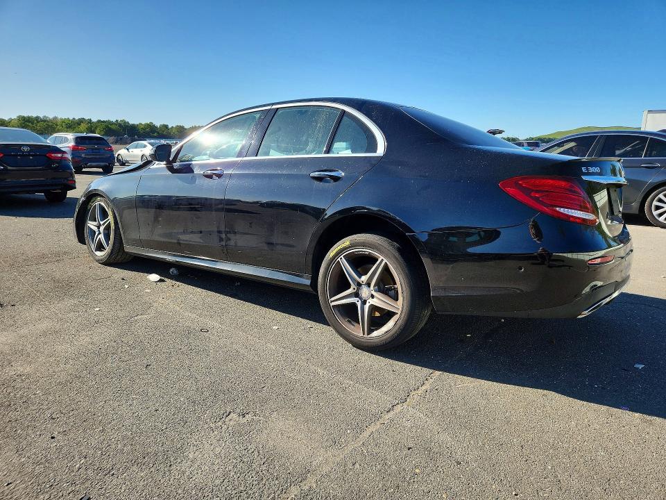 Снимка 2 от търг – 2017 MERCEDES-BENZ E с VIN WDDZF4KB3HA158095