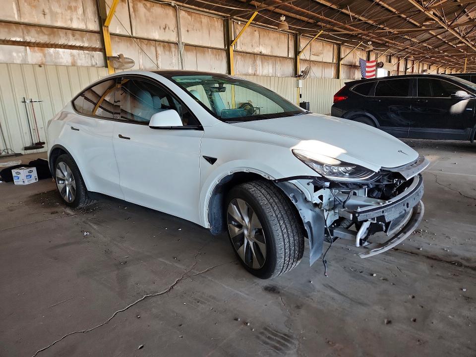 Photo 4 from auction – 2022 TESLA MODEL Y with VIN 7SAYGDEE5NF512262