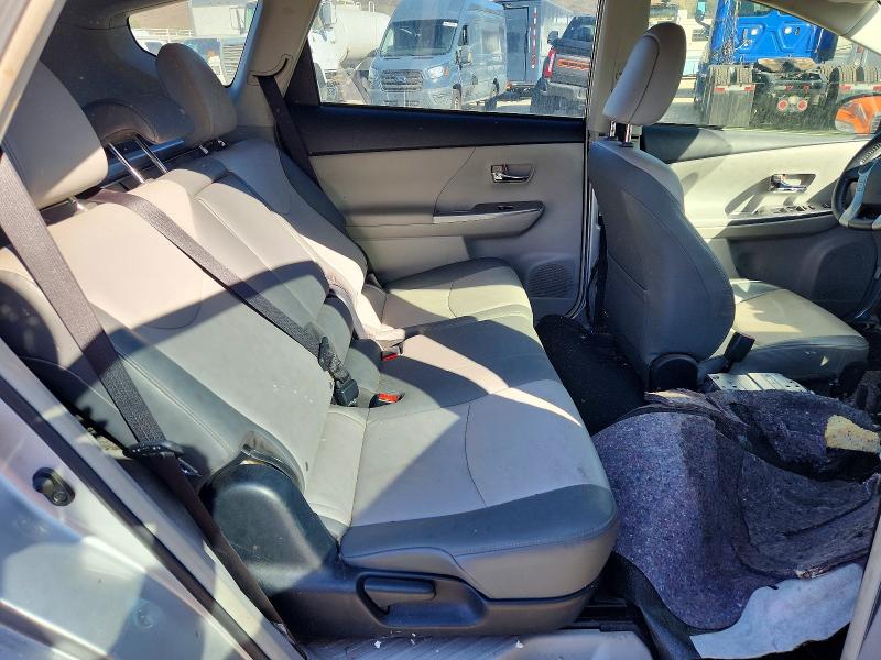 Снимка 10 от търг – 2015 TOYOTA PRIUS V с VIN JTDZN3EU2FJ019531