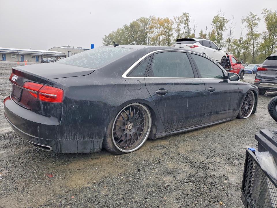 Foto 3 de la subasta – 2017 AUDI A8 con VIN WAU44AFD7HN007108