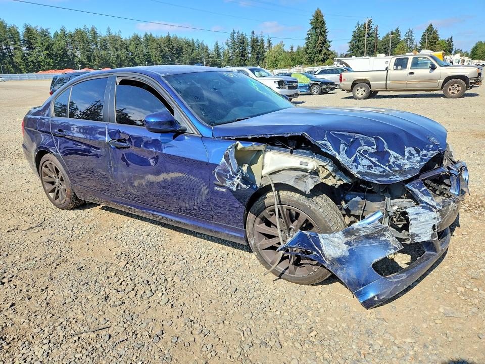 Zdjęcie 4 z aukcji – 2011 BMW 328 z VIN WBAPK7C50BA817441
