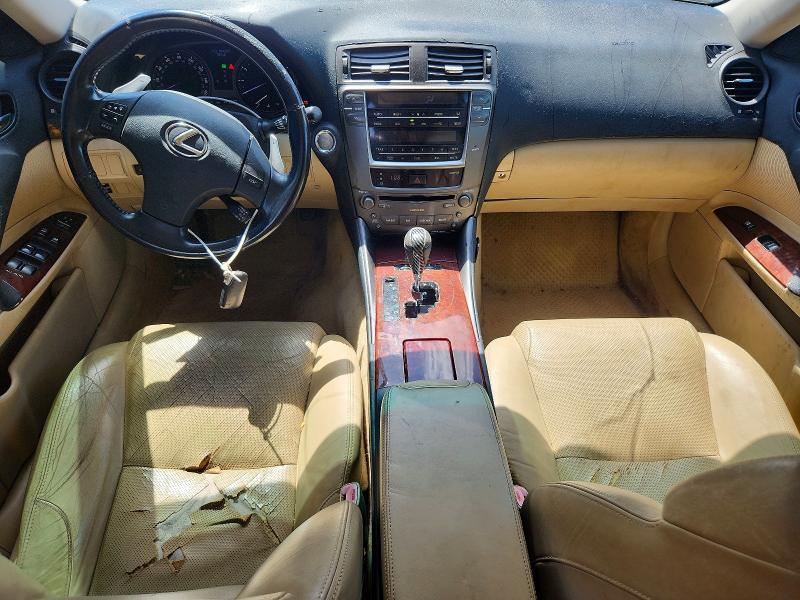 Photo 8 from auction – 2006 LEXUS IS with VIN JTHCK262162005134