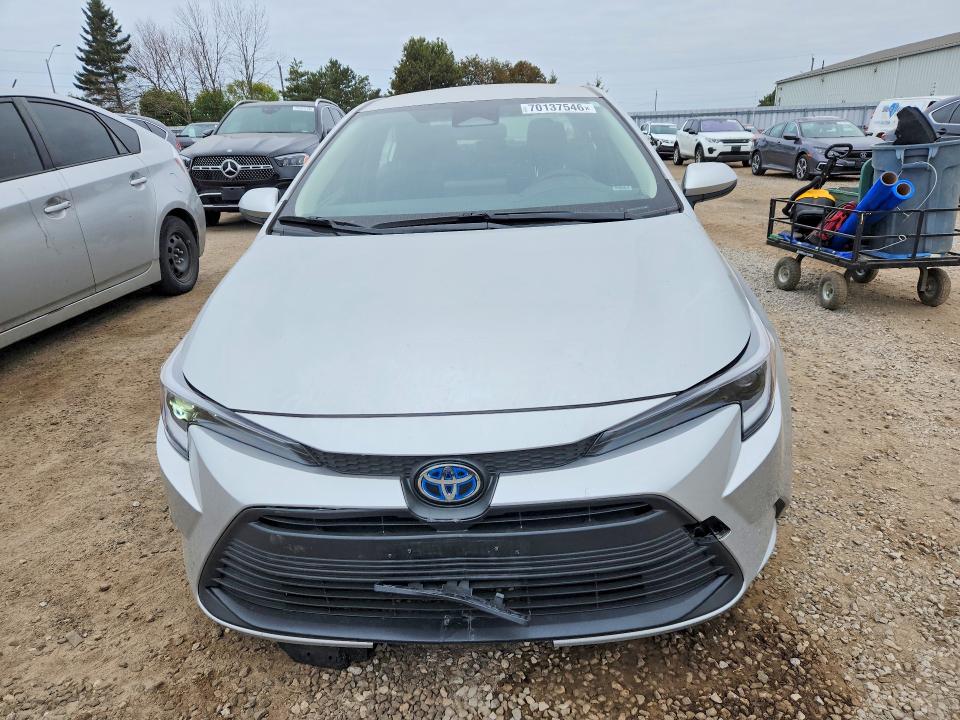 Снимка 5 от търг – 2025 TOYOTA COROLLA HYBRID с VIN JTDBDMHE0S3024949