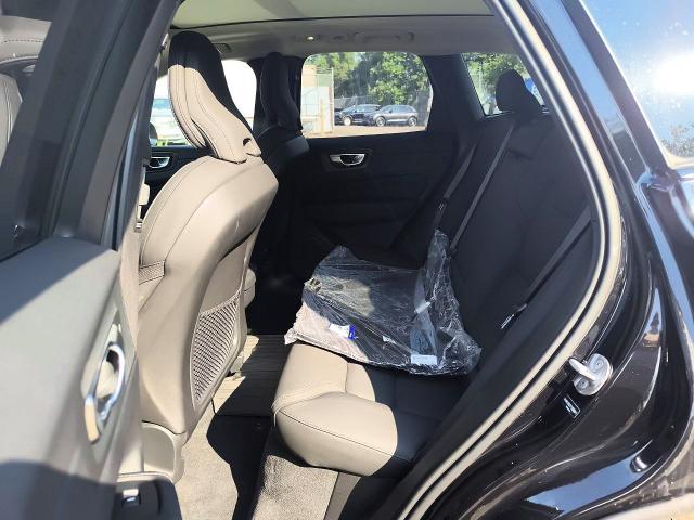 Photo 13 from auction – 2026 VOLVO XC60 with VIN YV4M12RC2T1336011