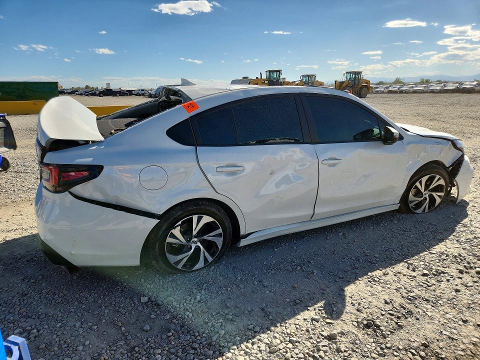 Photo 3 from auction – 2025 SUBARU LEGACY with VIN 4S3BWAC67S3021491