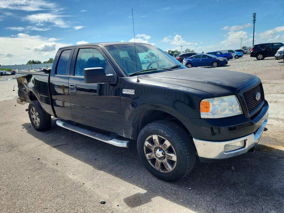 Zdjęcie 4 z aukcji – 2005 FORD F150 z VIN 1FTPX14575FA90306