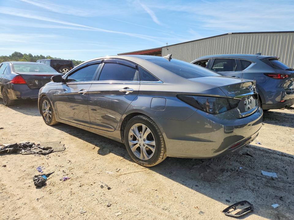 Photo 2 from auction – 2011 HYUNDAI SONATA with VIN 5NPEC4AC7BH081226