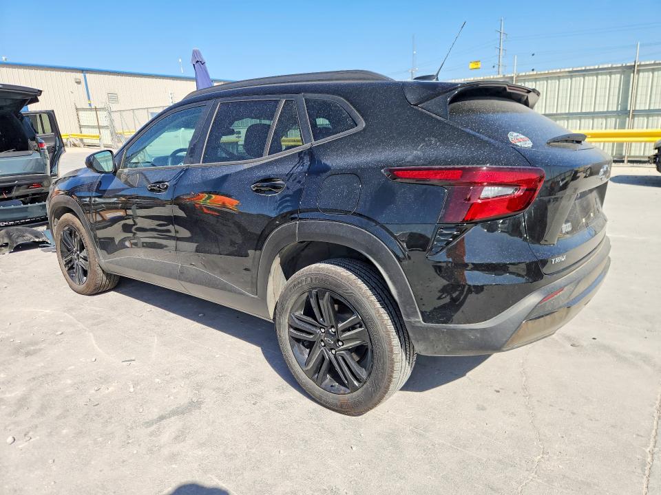 Photo 2 from auction – 2026 CHEVROLET TRAX with VIN KL77LKEP0TC007117