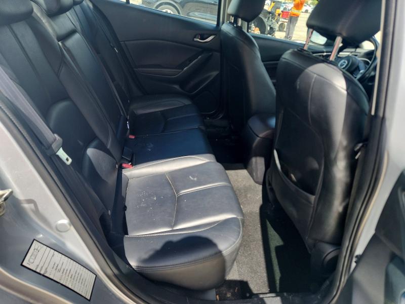Photo 10 from auction – 2018 MAZDA 3 with VIN 3MZBN1V35JM205845