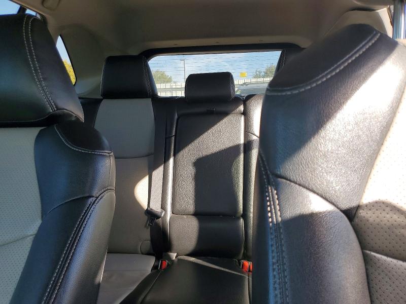 Photo 10 from auction – 2019 TOYOTA RAV4 with VIN 2T3K1RFV2KW028796