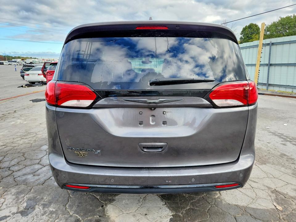 Photo 6 from auction – 2019 CHRYSLER PACIFICA with VIN 2C4RC1BG9KR644068