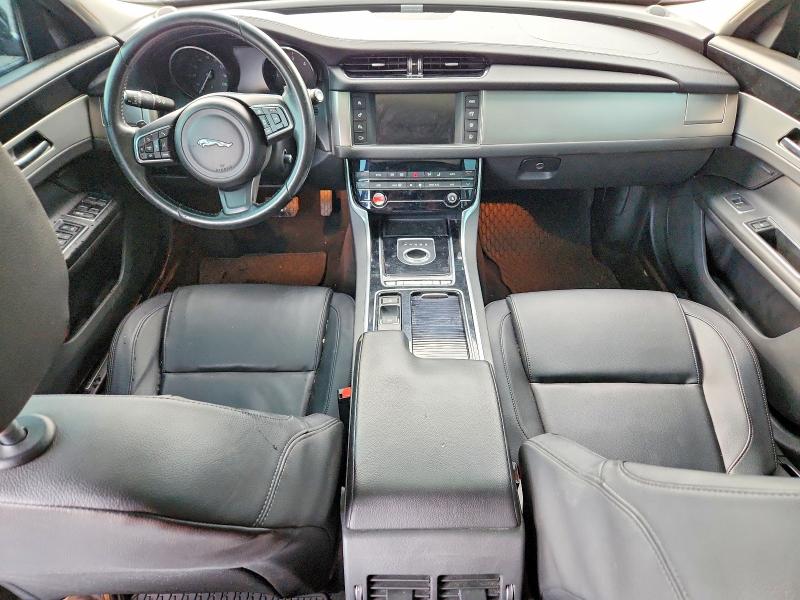 صورة رقم 8 من المزاد - 2017 JAGUAR XF مع VIN SAJBD4BN8HCY32324