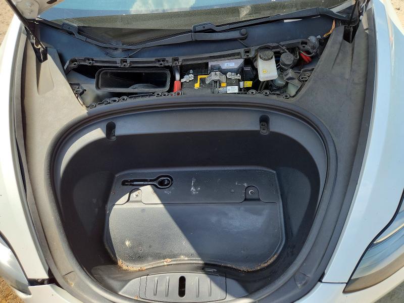 Photo 11 from auction – 2020 TESLA MODEL 3 with VIN 5YJ3E1EB7LF665563