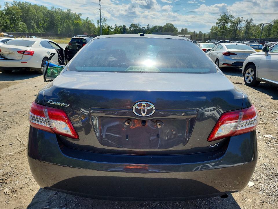 Photo 6 from auction – 2011 TOYOTA CAMRY with VIN 4T1BF3EKXBU128272