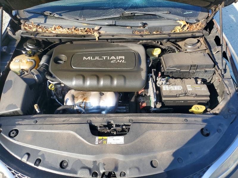 Фото 11 с аукциона – 2016 CHRYSLER 200 с VIN 1C3CCCAB1GN174554