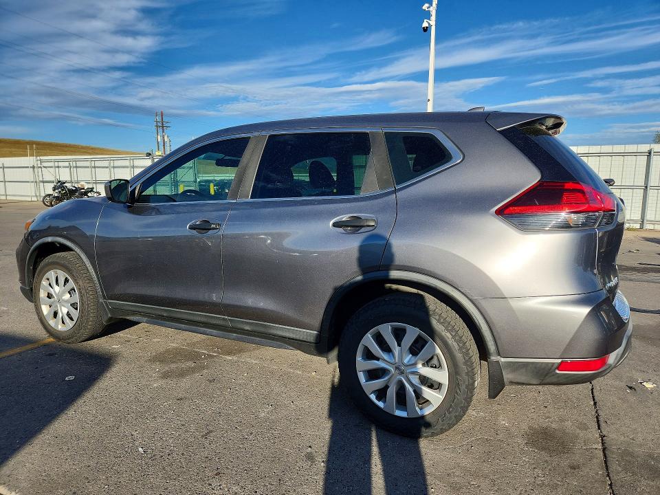 Снимка 2 от търг – 2018 NISSAN ROGUE с VIN KNMAT2MV4JP503777