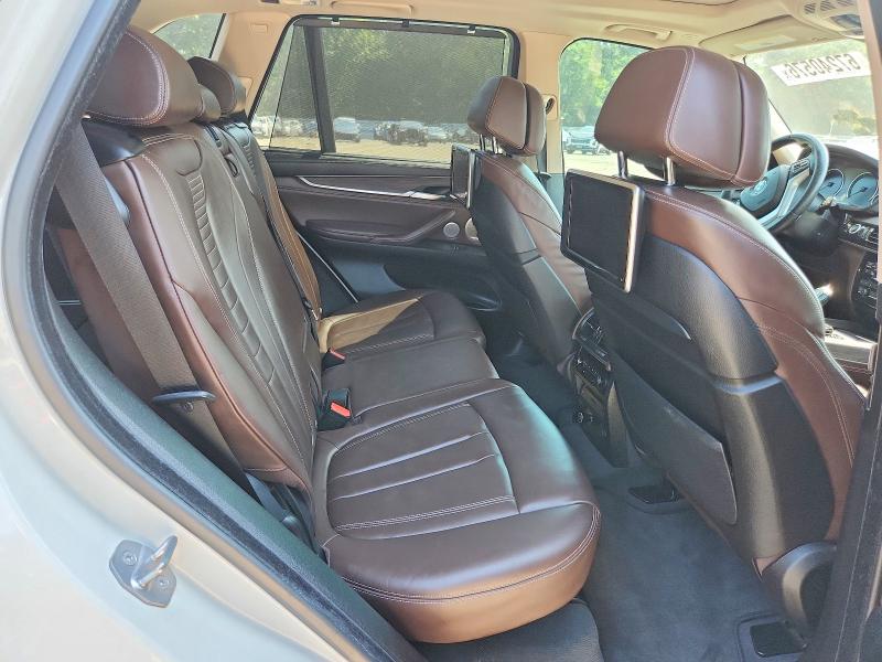 Foto 11 de la subasta – 2016 BMW X5 con VIN 5UXKR6C55G0J81453