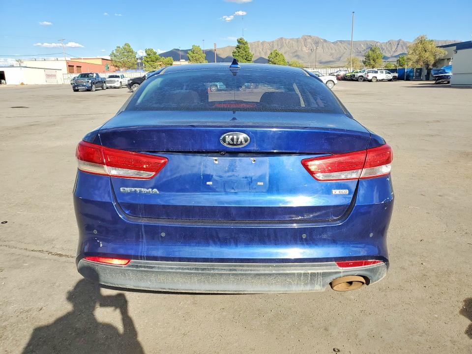 Photo 6 from auction – 2016 KIA OPTIMA with VIN 5XXGT4L16GG095867