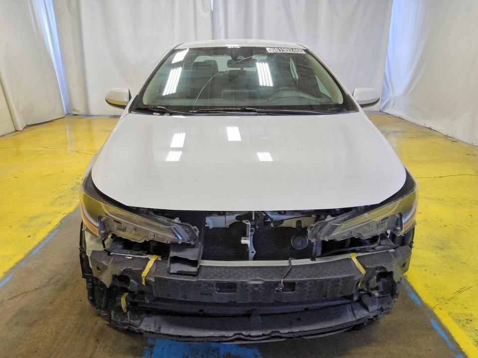 Zdjęcie 5 z aukcji – 2021 TOYOTA COROLLA z VIN 5YFEPMAE5MP182440