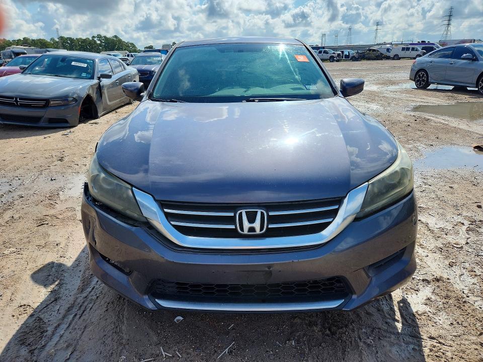 Photo 5 from auction – 2014 HONDA ACCORD with VIN 1HGCR2F34EA276829