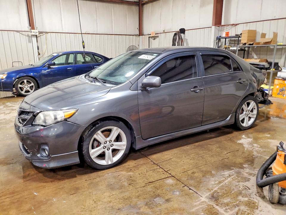 Снимка 1 от търг – 2013 TOYOTA COROLLA с VIN 2T1BU4EE5DC126746