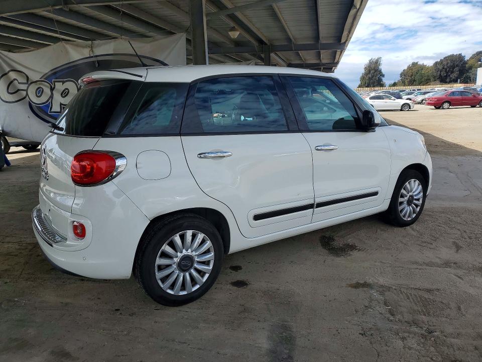 Photo 3 from auction – 2014 FIAT 500L with VIN ZFBCFABH1EZ001703