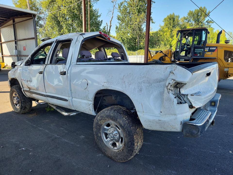Foto 2 de la subasta – 2004 DODGE RAM 2500 con VIN 3D7KU28C84G268650