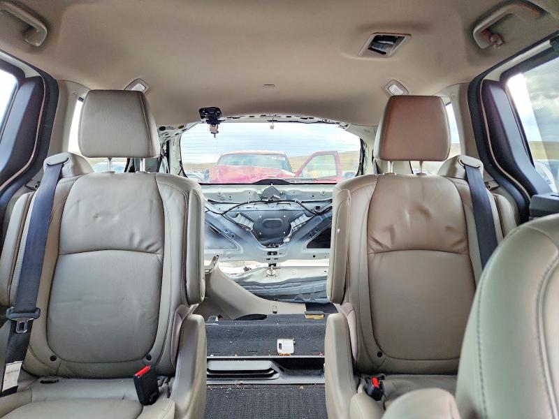 Photo 10 from auction – 2019 HONDA ODYSSEY with VIN 5FNRL6H72KB000802