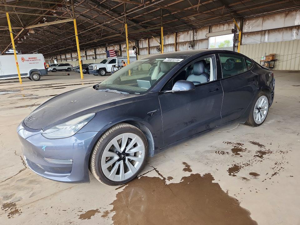 TESLA MODEL 3 2022 с VIN 5YJ3E1EB1NF260821 - Снимка от търг