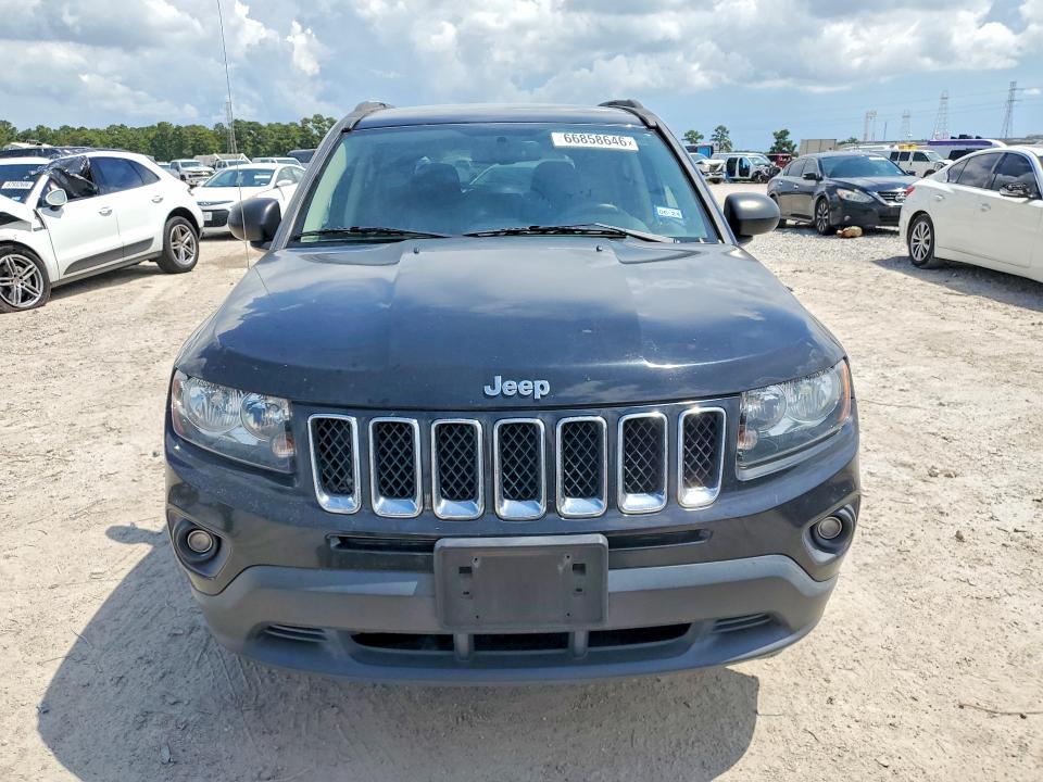 Photo 5 from auction – 2017 JEEP COMPASS with VIN 1C4NJDBB8HD142707