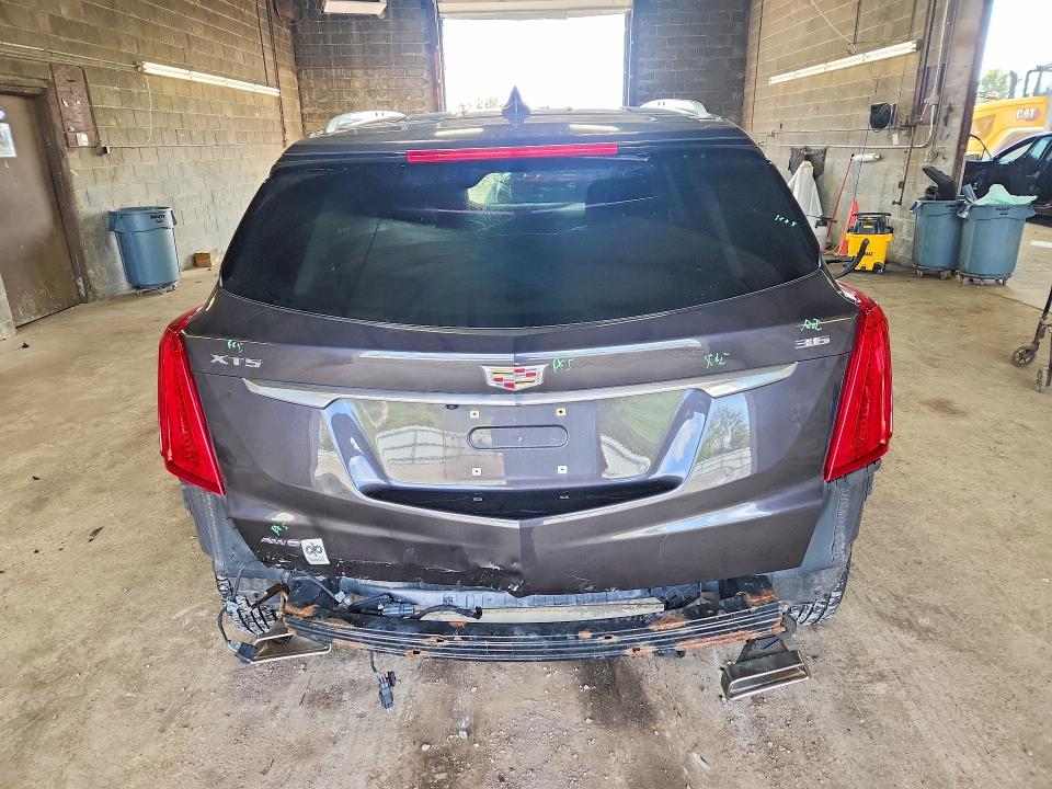 Photo 6 from auction – 2017 CADILLAC XT5 with VIN 1GYKNDRS8HZ289295