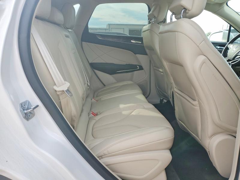 صورة رقم 11 من المزاد - 2017 LINCOLN MKC مع VIN 5LMCJ3D90HUL54084