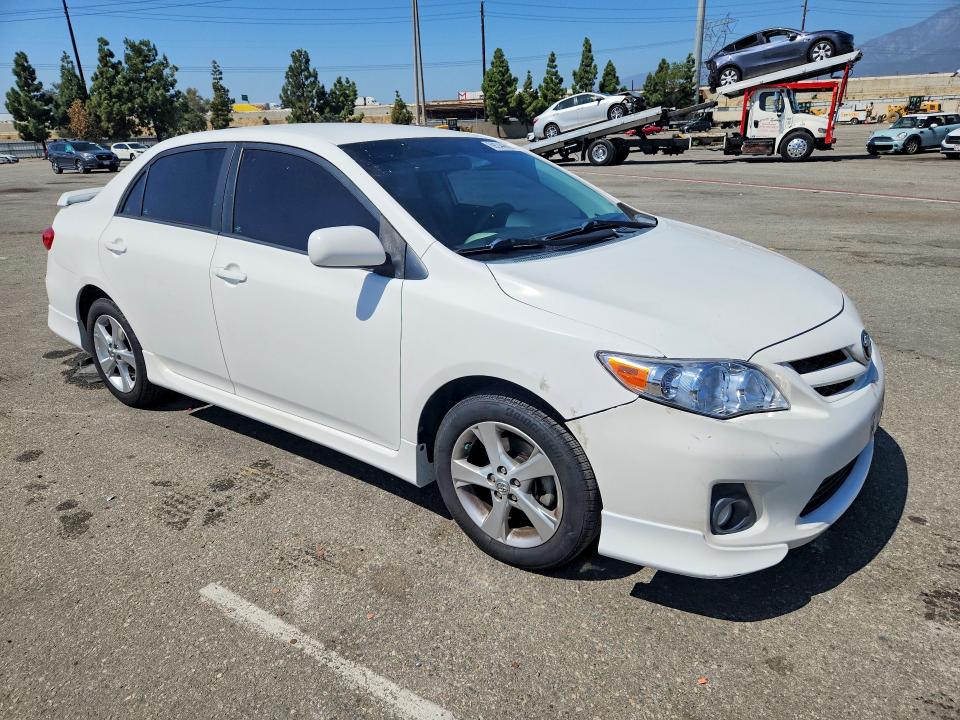 Photo 4 from auction – 2011 TOYOTA COROLLA with VIN 2T1BU4EE0BC674411