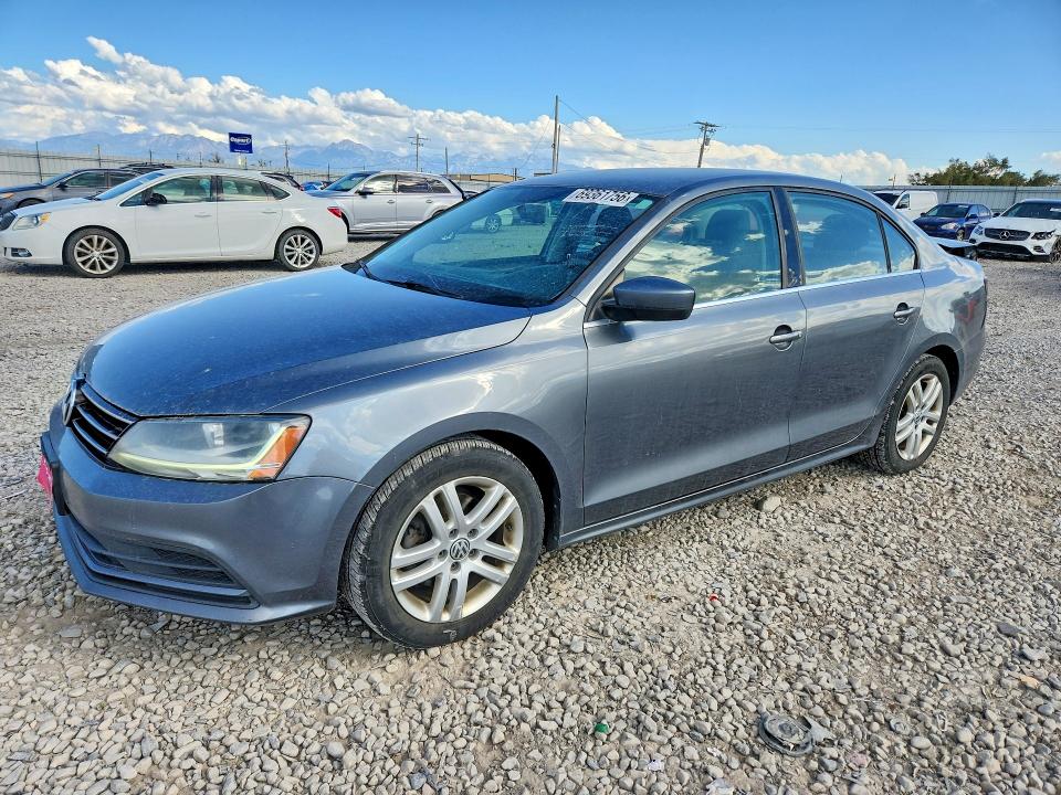 Photo 1 from auction – 2017 VOLKSWAGEN JETTA with VIN 3VW2B7AJ5HM313585