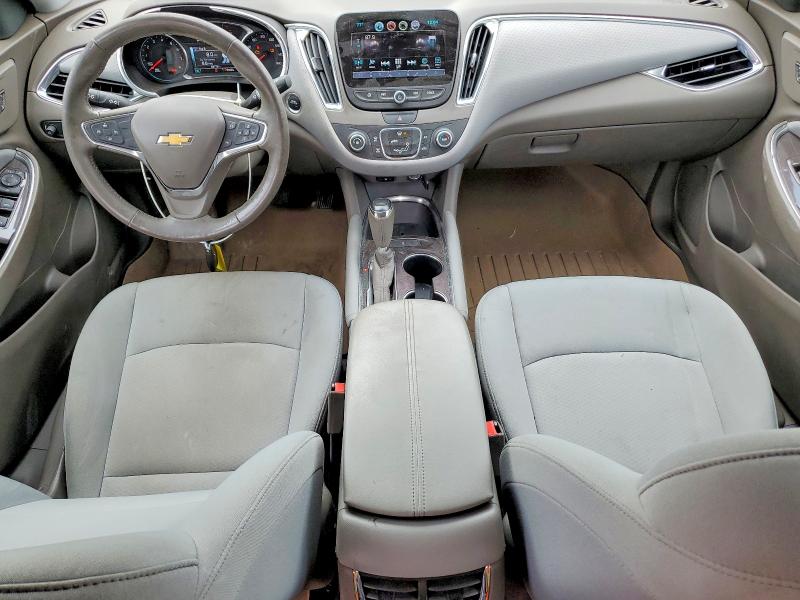 Photo 8 from auction – 2018 CHEVROLET MALIBU with VIN 1G1ZD5ST2JF291558