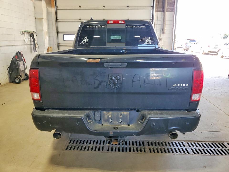 Photo 6 from auction – 2019 RAM 1500 CLASSIC with VIN 1C6RR7LTXKS533127