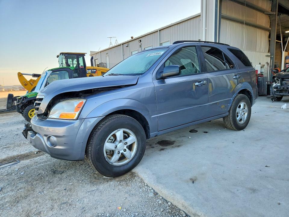 KIA SORENTO 2008 with VIN KNDJC735585853312 - Photo from auction