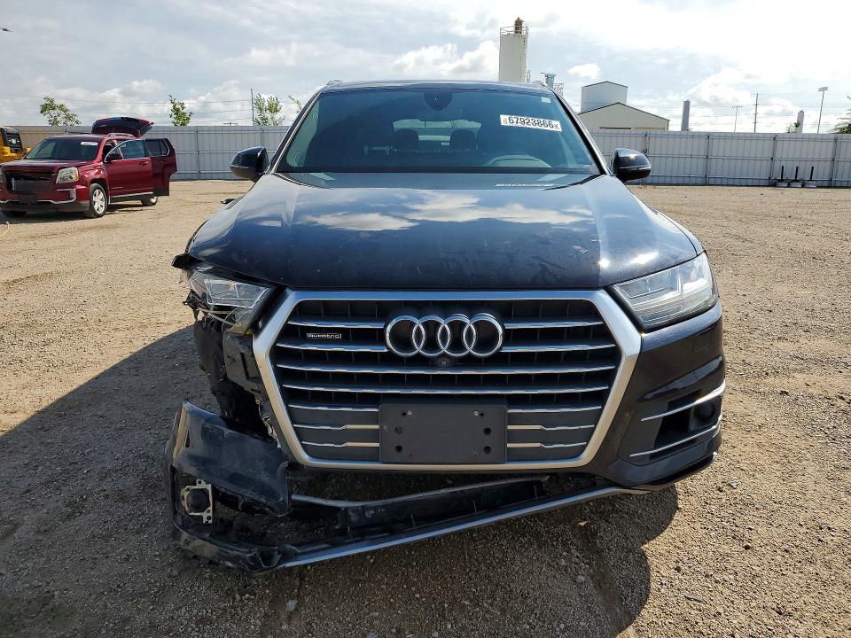 Снимка 5 от търг – 2018 AUDI Q7 с VIN WA1LAAF70JD009726