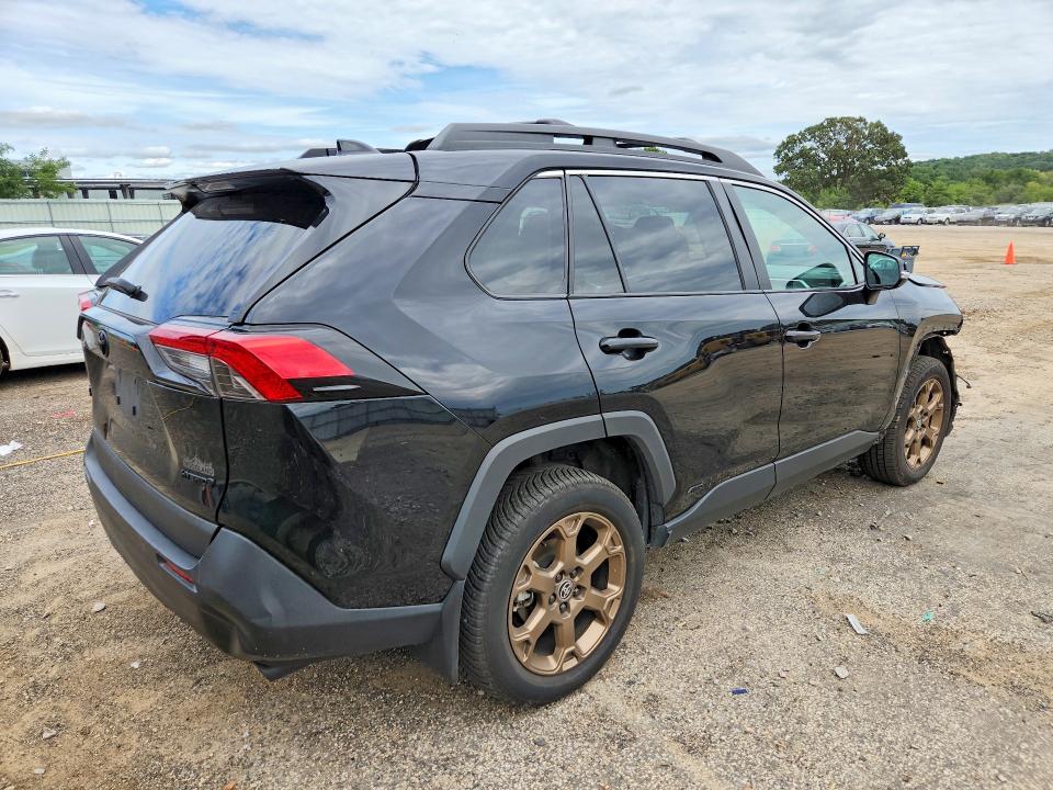 Photo 3 from auction – 2023 TOYOTA RAV4 with VIN 2T3UWRFVXPW178995