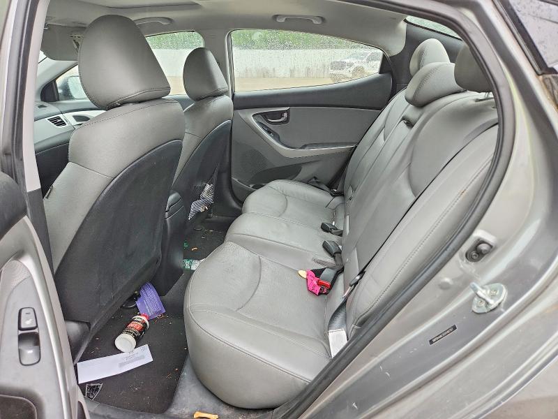 Снимка 10 от търг – 2012 HYUNDAI ELANTRA с VIN 5NPDH4AE2CH140747