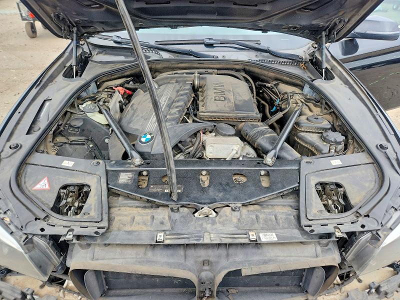 Снимка 11 от търг – 2015 BMW 535 с VIN WBA5B3C56FD540962